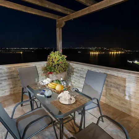 Dilia Villa